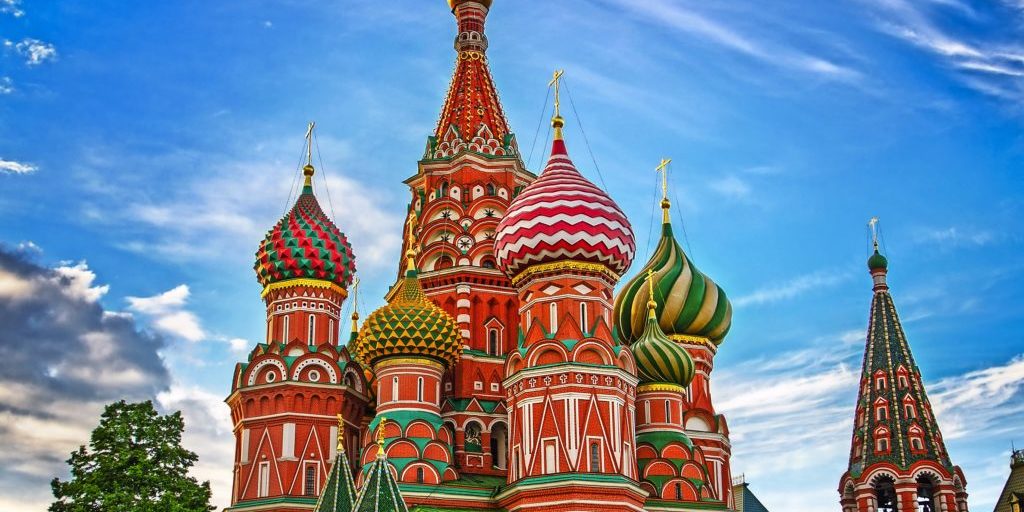St Basils cathedral on Red Square in Moscow